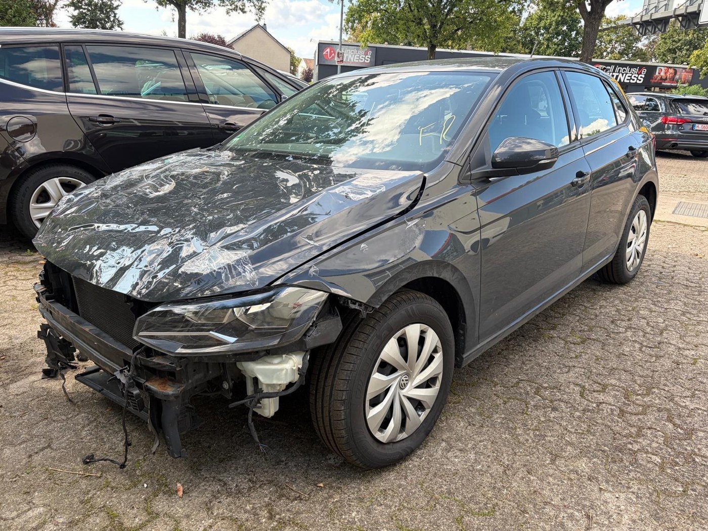 Volkswagen Polo 1.6 TDI – Frontschaden · Unfallfahrzeug
